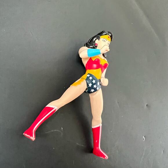 Wonder Woman Jack in the Box Super Heroes Kids Meal 1999 - Picture 6 of 9